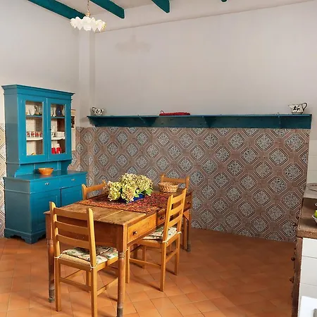 Oda ve Kahvaltı Taormina B&B 4*